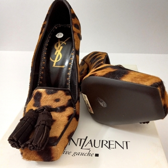 Yves Saint Laurant Vintage Leopard Print Calf Hair Tassle Heel Pumps NIB 6.5M - Picture 2 of 7